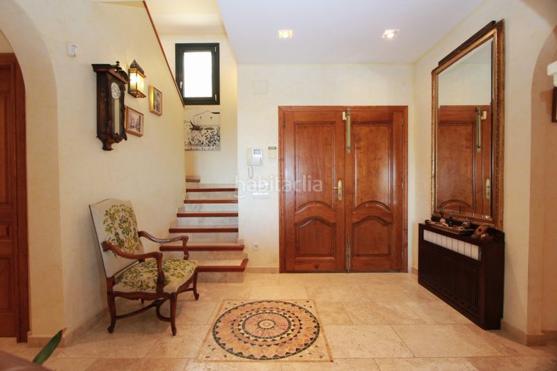 Foto 6cd89bd5-ba6b-4954-b883-ecd91448655e. Xalet amb calefacció aparcament piscina a La Fustera Benissa
