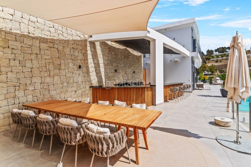 Foto d5520f1f-9866-426b-86ae-529dce735b7c. Chalet avec chauffage parking piscine dans La Fustera Benissa