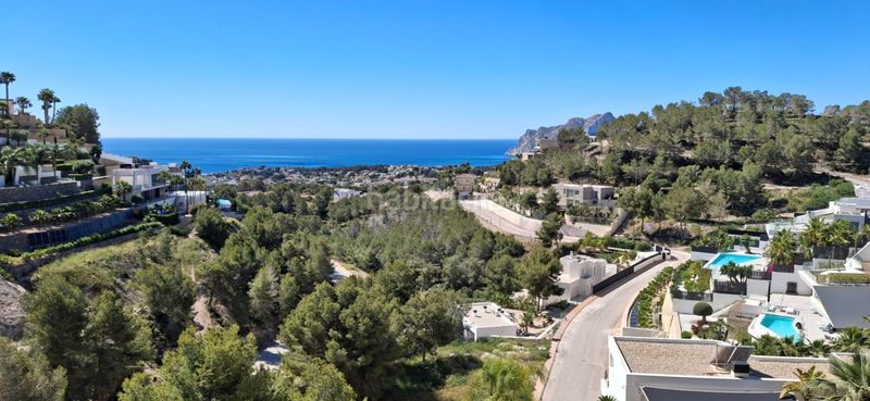 Foto f02a17c4-3c16-452b-a7d0-acb607adc31a. Chalet avec chauffage parking piscine dans La Fustera Benissa