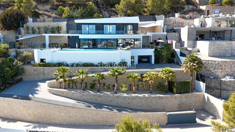 Foto 02a2b614-ef97-49f4-b8b9-3c87a4eebd5f. Chalet en La Fustera Benissa