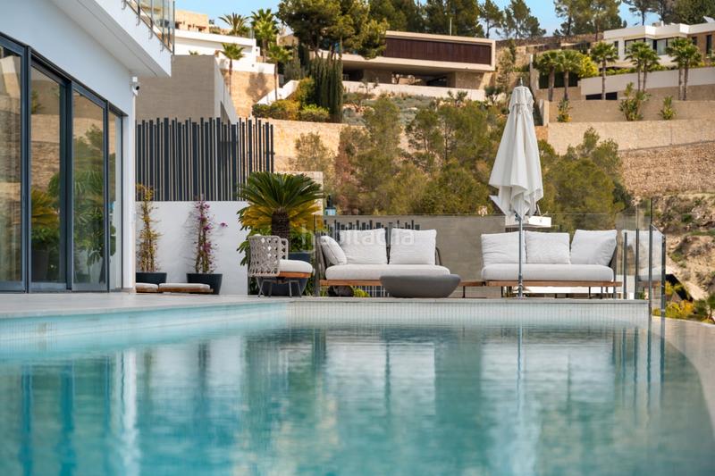 Foto d07810c1-1ab5-4b63-a078-410345b5e0bd. Chalet en La Fustera Benissa