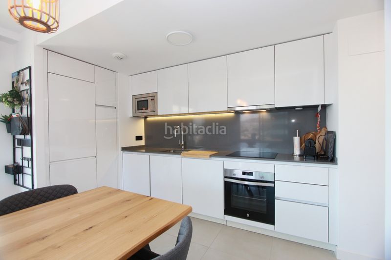 Foto 0715f392-805b-47f8-9c00-1f536ceadc71. Apartament amb aparcament piscina a Marisol Park - Ortembach - Los Almendros Calp