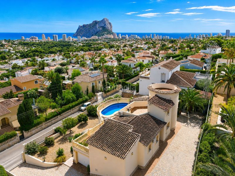 Foto bc621113-6d7b-4c09-b373-874fdd010604. Xalet amb calefacció aparcament piscina a Cometa Calp