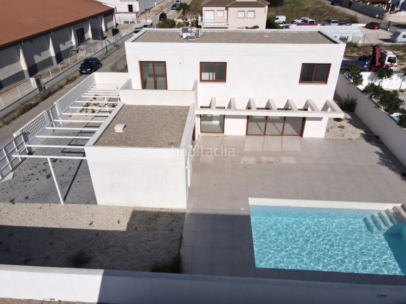Foto da5ede29-b1fc-4d3b-80df-42606cd90e00. Xalet amb aparcament piscina a Pueblo Calp