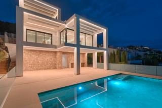 Chalet in Manzanera-Tosal