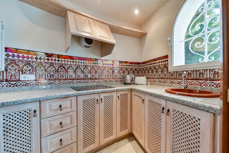 Foto e0f4a7a2-bf3e-4698-ba45-fdfdf413439b. Chalet con riscaldamento parcheggio piscina in Altea la vella Altea