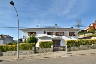 Miete Haus  Avenida sant jordi. Oportunidad! espectacular casa muy luminosa  4 vientos con gran