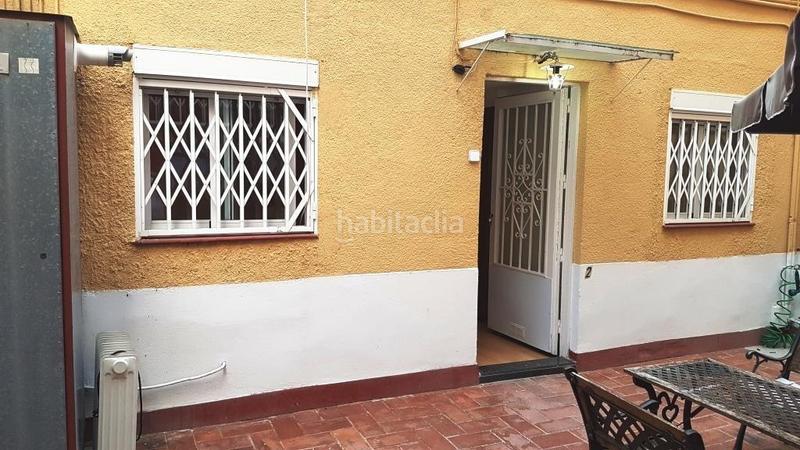 Foto e200e8fc-7248-4bc6-916d-f2e291787cda. Planta baja en Guinardó Barcelona