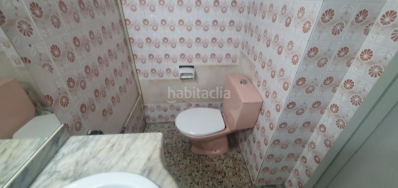 Foto 9e0de750-4a8f-4e67-bd9b-a011a88c15c9. Local comercial a El Camp de l´Arpa del Clot Barcelona