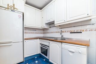 Casa aparellada  Calle del cura 7. Venta en exclusiva con hogares colmenar viejo