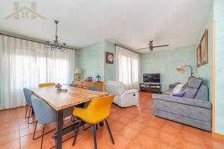 Casa aparellada  Calle de miguel de cervantes. Chalet pareado en venta en calle de miguel de cervantes, colmena