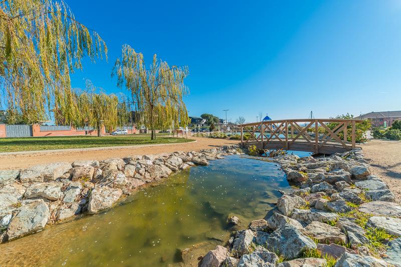 Foto 14a7d3d1-a7a4-411b-b4fc-0b889aed9c0c. Casa bifamiliare con camino riscaldamento parcheggio piscina in Colmenar Viejo