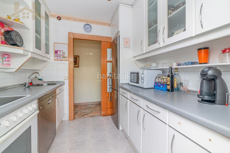 Foto 15d4b537-ef12-47a3-844a-f2f6db20cc1c. Towny house with heating parking pool in Fuente Santa Colmenar Viejo