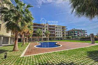 Rent Apartment  Riu brugent. Apartamento van gogh, playa esquirol.