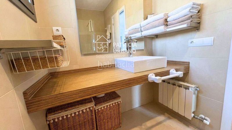 Foto b5f9003e-08a1-4034-ba0e-8f8c79d89b29. Casa adossada amb calefacció aparcament piscina a Cambrils