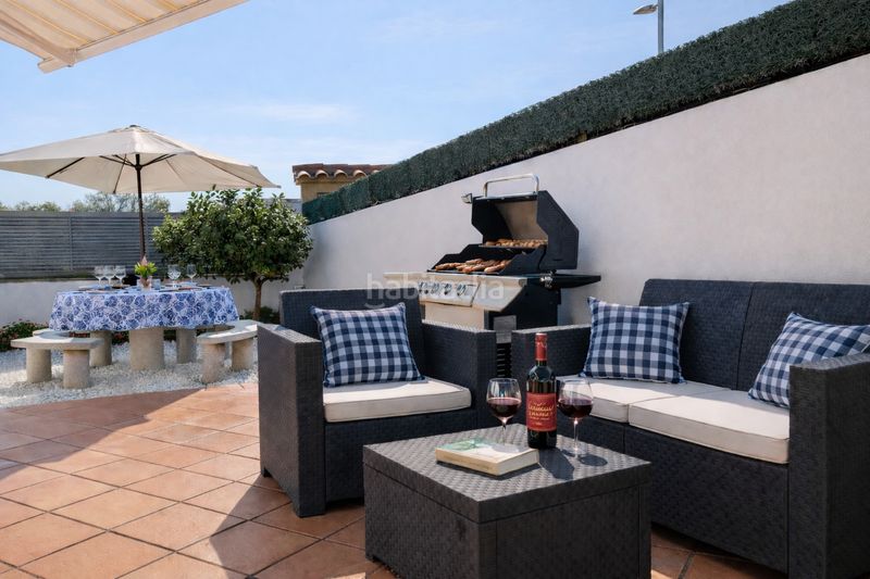 Foto 86155783-7ce2-4f83-aa95-b4c294f1da48. Casa adossada amb calefacció a Nord Roses