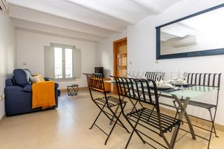 Apartament a Centre. Acogedor apartamento a 50 metros de la playa de roses