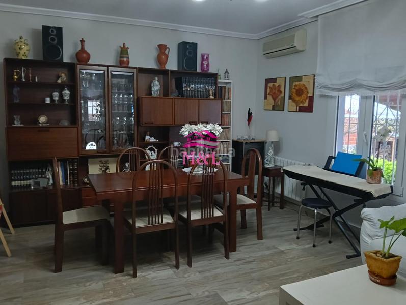 Foto 879e3296-04a9-4207-8ee2-1586135ce717. Casa con riscaldamento parcheggio piscina in Este Mérida