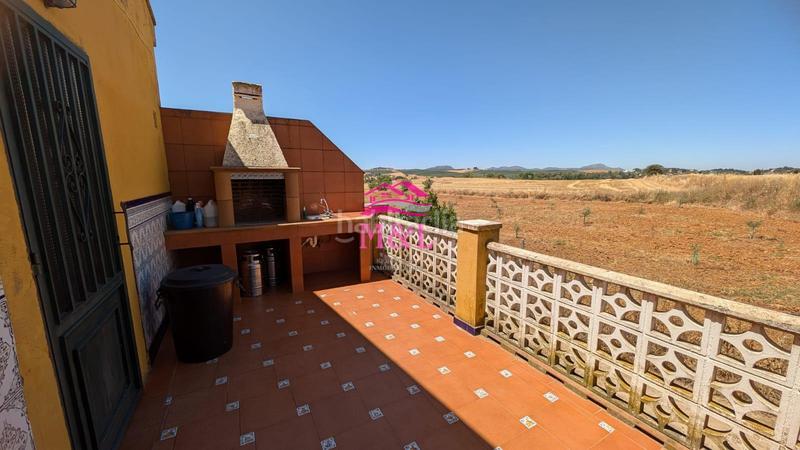 Foto b2b65217-cb72-41d4-bca3-72d5aa6ecc37. Chalet  en Don Álvaro