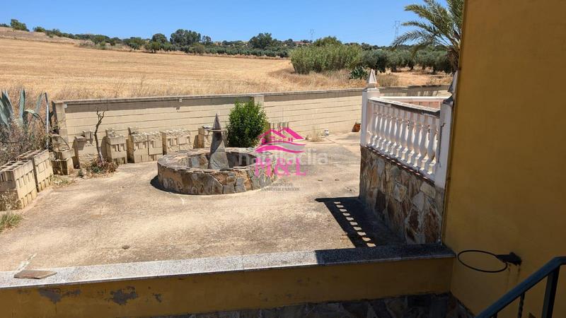 Foto fb25e08a-fae4-4c94-8cad-8869c214bd46. Chalet  en Don Álvaro