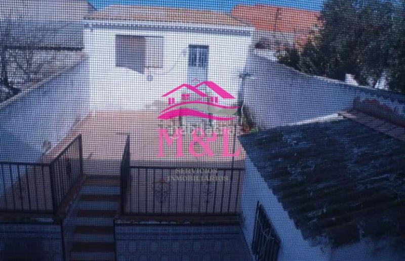 Foto d04511ae-e727-41f0-b455-fc15d08eb32d. Casa amb calefacció aparcament a Esparragalejo