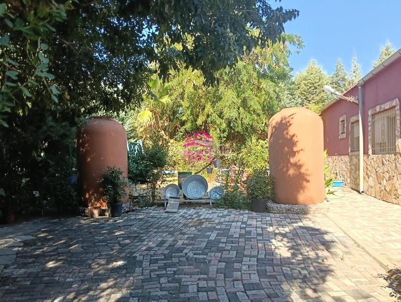 Foto dbbb7a12-d2eb-4451-a7ae-24d1c1f13740. Masia a Sur Mérida