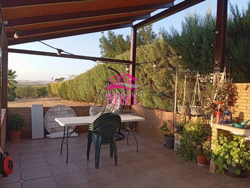 Foto 2ecbc8ce-3fbf-47d3-a3ff-96e0b24558bc. Masia a Este Mérida