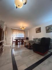 Alquiler Piso  Calle paseo del obispo. Estupendo piso amplio y acogedor para entrar a vivir