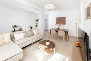 Casa adossada a Calle juan ramon jimenez 12. Casa reformada y amueblada, zona centro de salud, maracena