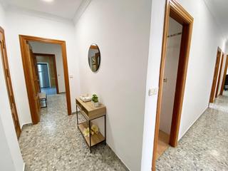 Location Appartement  Calle puerto rico. Gran piso luminoso con balcón en el centro de albolote, a un pas