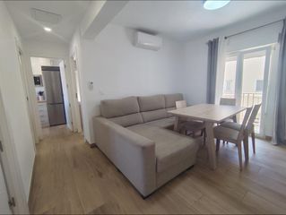 Alquiler Piso  Calle maestro moreno torroba 5. Piso reformado en alquiler por habitaciones  4 habitaciones