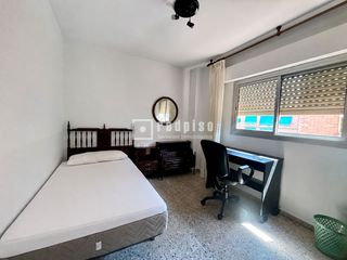 Rent Flat in Angustias - Chana - Encina. Piso para estudiantes  curso 20262027