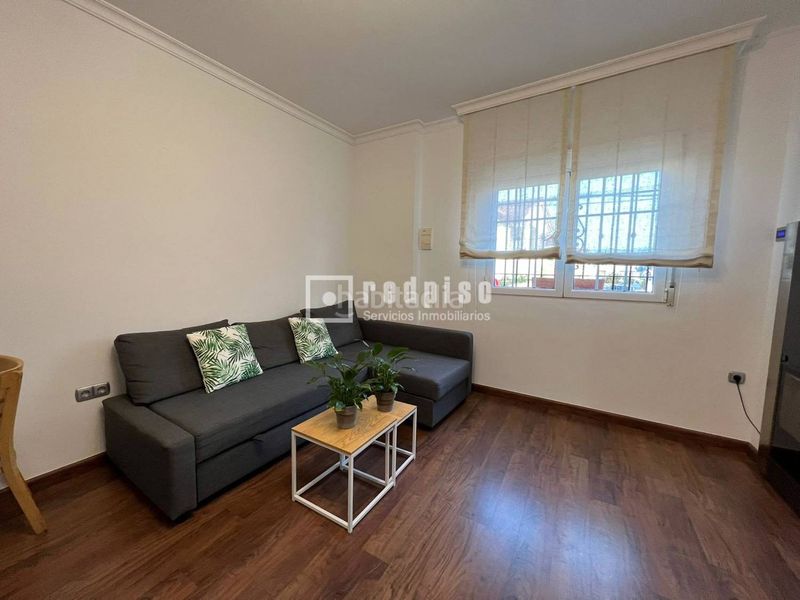 Foto 0ea1eb9a-a63f-4028-a26d-1dd383e317c2. Location appartement avec parking dans Poniente Armilla