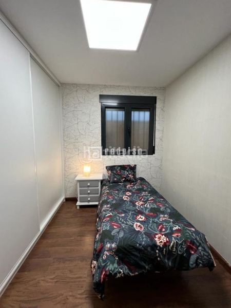Foto 729dc50d-0336-4853-89fe-8de72a7a1024. Location appartement avec parking dans Poniente Armilla