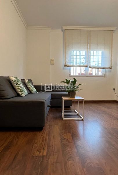 Foto d8e341c0-e2c4-416d-bd38-e2a26f795e5a. Location appartement avec parking dans Poniente Armilla