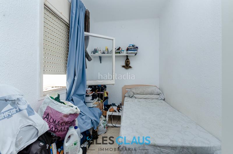 Foto 374c9686-cf32-45b1-800d-c2526c2ccf8b. Piso en Hostafrancs Barcelona