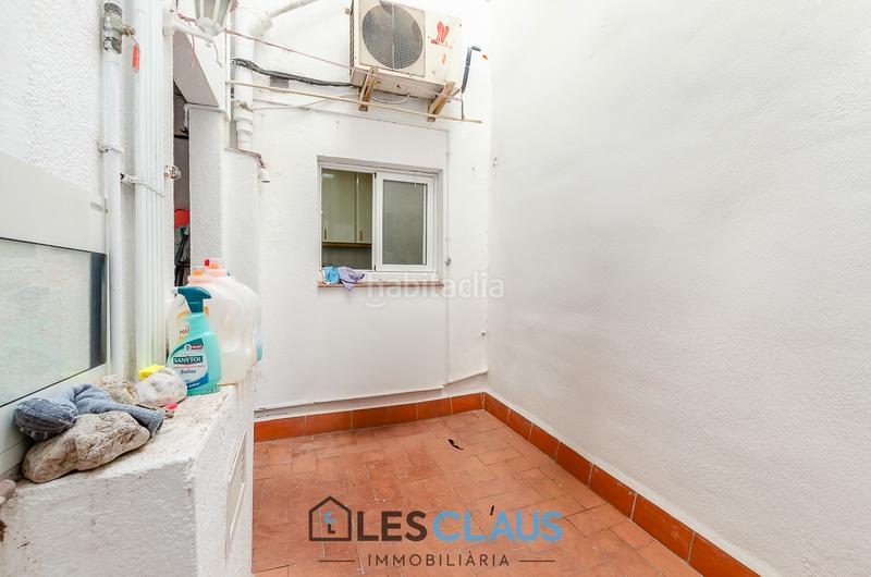 Foto d9c756ce-610d-42c6-872b-d949d813a3e8. Piso en Hostafrancs Barcelona