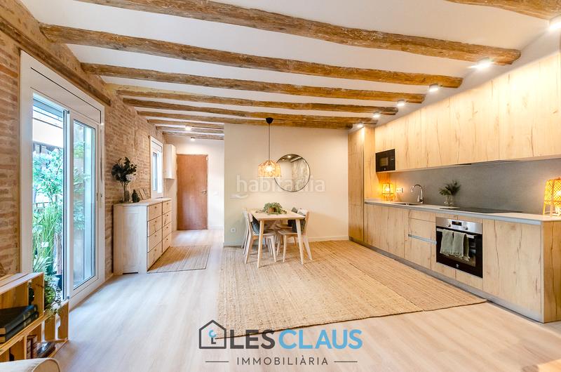 Foto d5dd921a-5e6b-42dc-91fa-729a272befc4. Appartamento con riscaldamento in Hostafrancs Barcelona