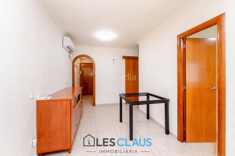 Foto 131b5b43-da12-4b46-81ed-8d4b2967528d. Flat in La Torrassa Hospitalet de Llobregat (L´)