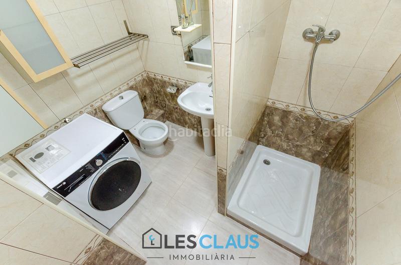 Foto 1c69c8d7-7e2f-4c8b-a53e-acd90c8222ac. Flat in La Torrassa Hospitalet de Llobregat (L´)