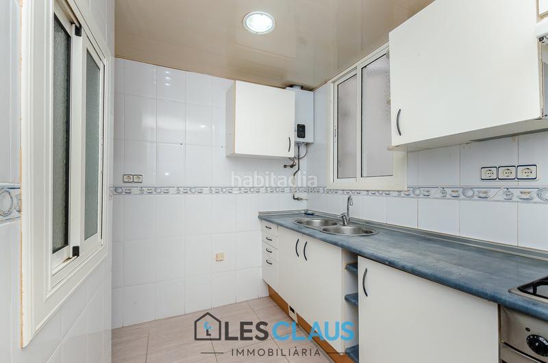 Foto 37db6d60-206c-460d-88e5-9b18f5740334. Flat in La Torrassa Hospitalet de Llobregat (L´)