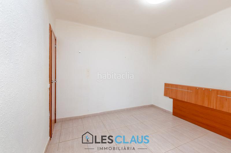 Foto 476c1de7-2be1-4e1a-8c03-bb218829d4a9. Flat in La Torrassa Hospitalet de Llobregat (L´)