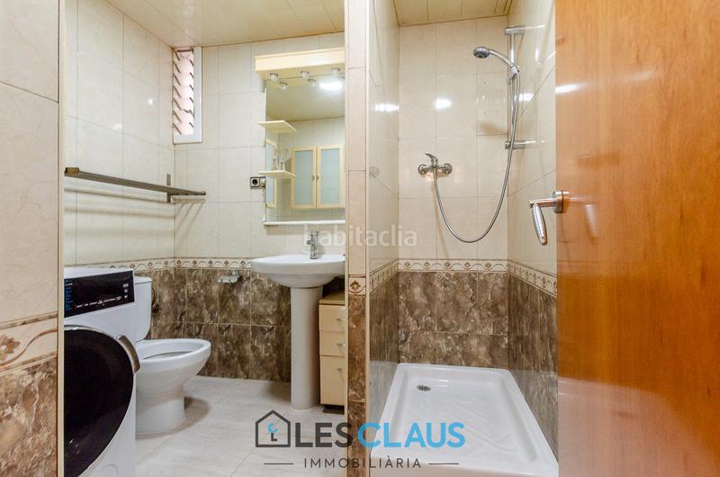 Foto e3dc7c1e-1701-412e-ab89-42ff5c80e090. Flat in La Torrassa Hospitalet de Llobregat (L´)