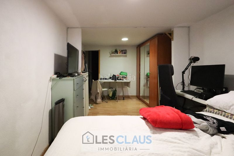 Foto 926014ce-0d7f-4880-9db7-b2bb0fe1ea17. Piso en Hostafrancs Barcelona