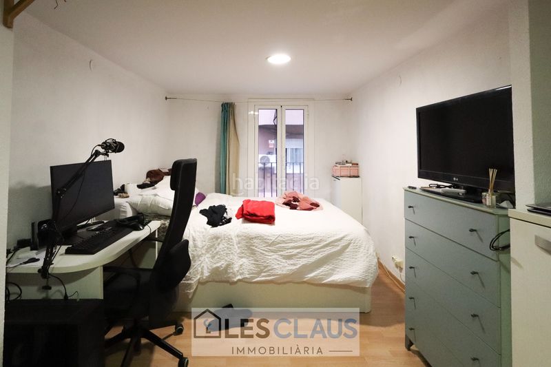 Foto aa4f23cd-c2ff-4e73-8f24-4626be5afd4f. Piso en Hostafrancs Barcelona