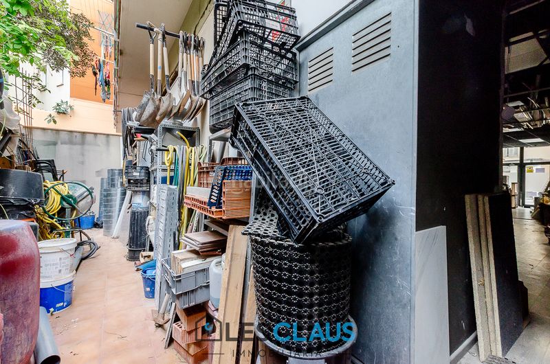 Foto 7c3b28a1-25ec-47a0-91f5-006bfc750a8d. Pis a Sants Barcelona