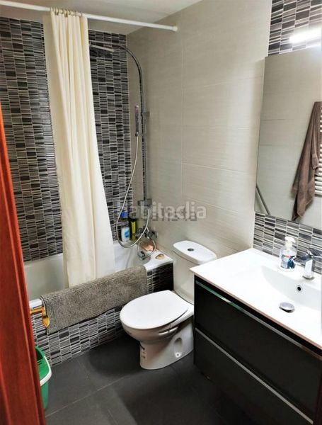 Foto b26a7ad5-dc59-4af1-b585-7ac1b1f94fe6. Piso en Sants-Badal Barcelona