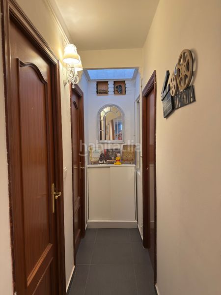 Foto cee89b72-bd48-4b12-bb2b-798d15fe3432. Piso en Sants-Badal Barcelona