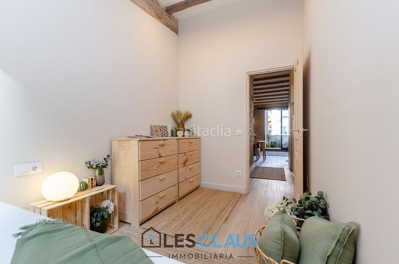 Foto ad982967-9dfd-4b85-9756-8c1a738e084b. Ático en Sant Antoni Barcelona