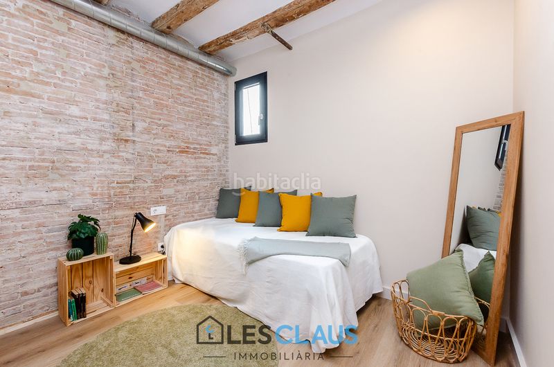 Foto 506e65a5-8c3d-4e82-a295-67e808d204ee. Piso en Raval Barcelona